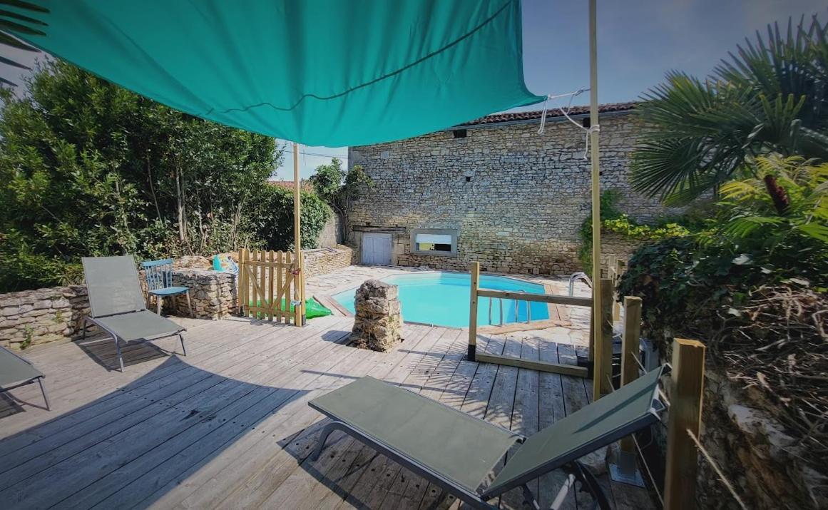 Country house Les Du Nid Charentais La Poterie (Charente)